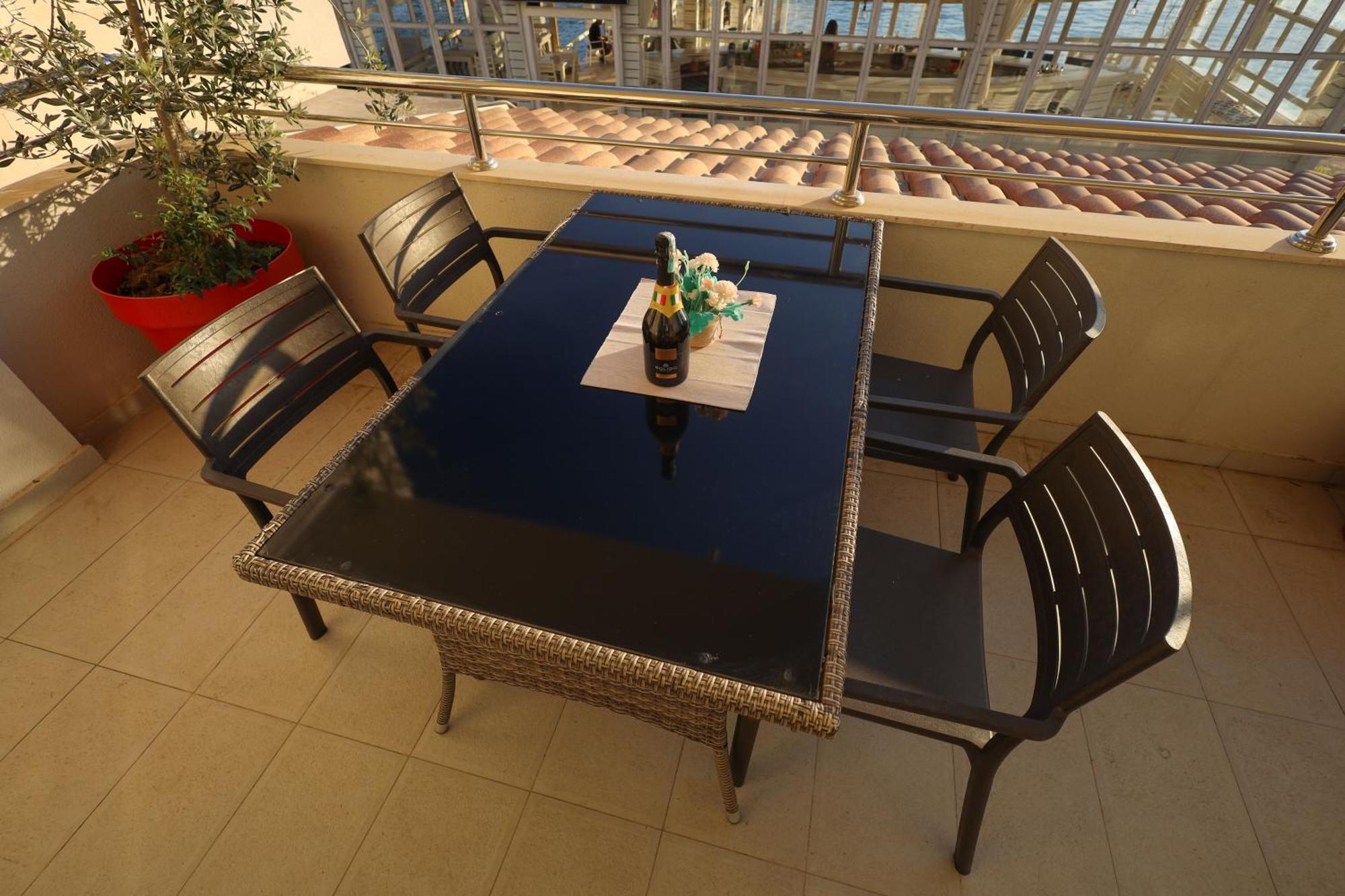 Apartments Milanovic Herceg Novi Zewnętrze zdjęcie